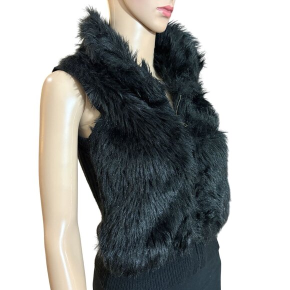 Arizona Jeans Co Black Faux Fur Vest Size XS - Picture 2 of 4